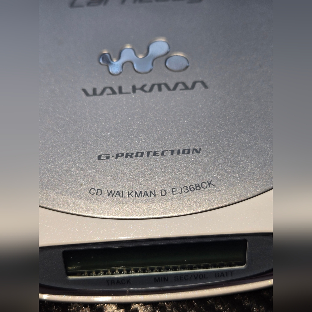 Sony Car Ready Walkman CD Player G-PROTECTION D-EJ368CK Portable Tested Working - Picture 3 of 10